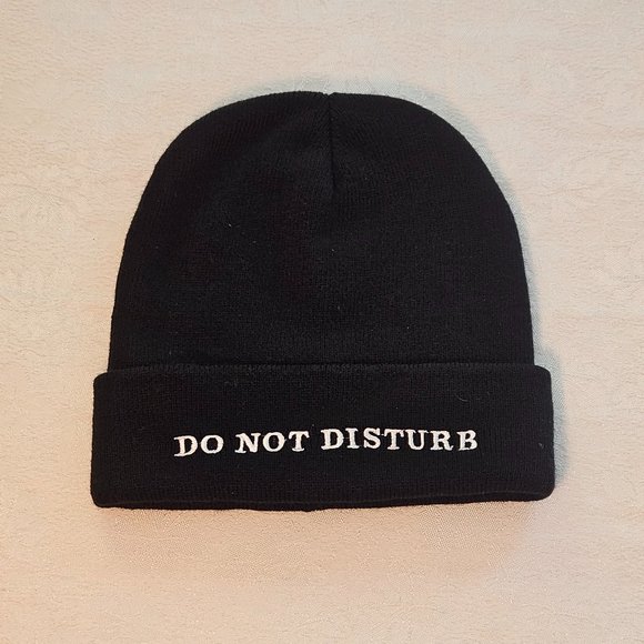 Do Not Disturb Blk W\ Wht Font Knit Hat\Chook\Beanie One Size 100% Acryl… - Picture 1 of 2